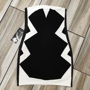 ‼️PRICE DROP‼️ BeBe Strapless dress